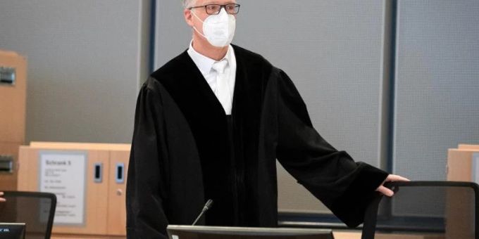Oldenburg - Serienmörder und Zeuge: Högel schildert seine Taten