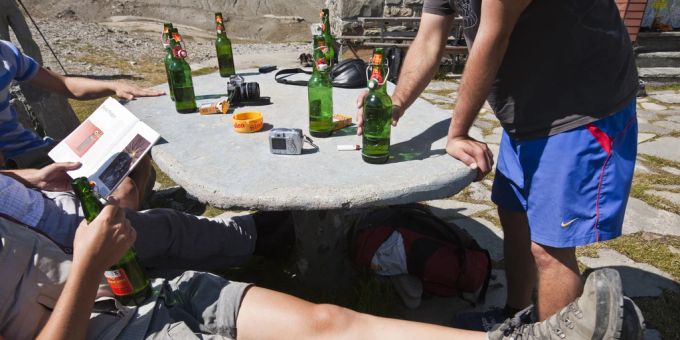 Nach einer Wanderung freuen sich viele über ein kühles Bier.