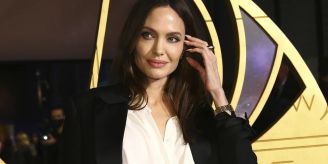 Dunkle Zeiten - Angelina Jolie legt Seelenstrip ab Dunkle Zeiten - Angelina Jolie legt Seelenstrip ab