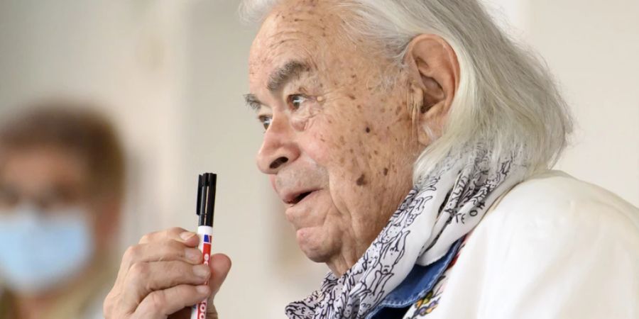 Als Cartoonist zeichnete Ted Scapa jahrelang für die internationale Presse und veröffentlichte zahlreiche Kinderbücher und Cartoonsammlungen. (Archivbild)
