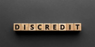 Manipulation - Persönliche Angriffe als Desinformationsstrategie