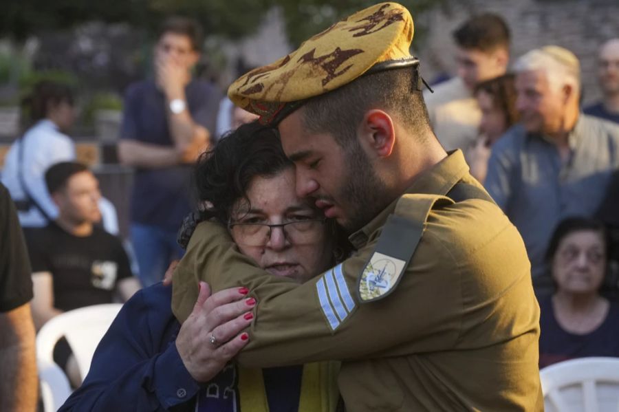 Familien in Israel wüssten nicht mal, ob sie wegen der Abriegelung an Beerdigungen teilnehmen könnten. (Symbolbild)