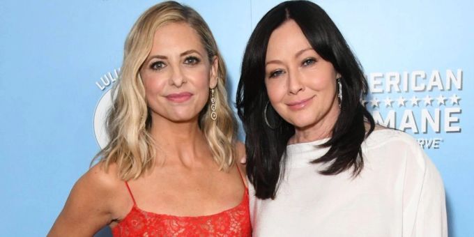 Sarah Michelle Gellar (l.) und Shannen Doherty sind seit vielen Jahren eng befreundet. (Archivbild) Shannen Doherty