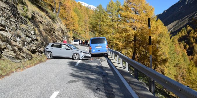Ins Spital geflogen - Unfall in Poschiavo GR fordert drei Verletzte