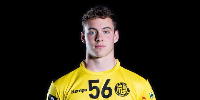 Der 19-jährige Justin Kürsteiner kehrt nach Schulteroperation ins Handballtraining zurück. Justin Kürsteiner