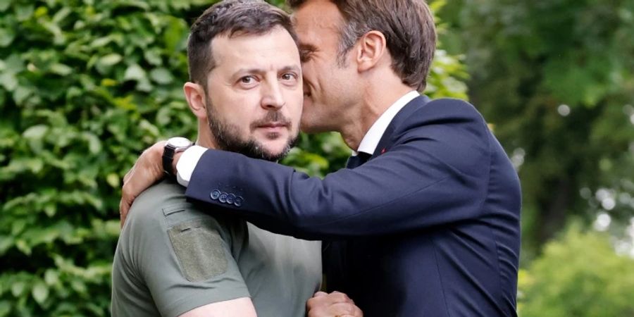 Wolodymyr Selenskyj und Emmanuel Macron