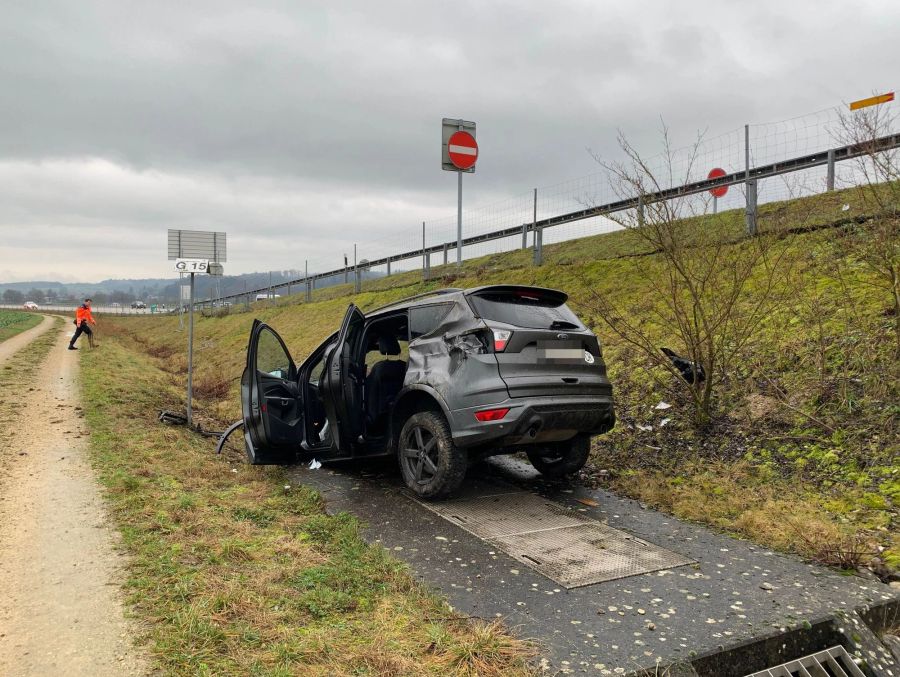 Alle drei Fahrzeuginsassen wurden leicht verletzt