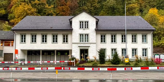 Gemeindehaus - Densbüren, Aargau Gemeindehaus - Densbüren, Aargau