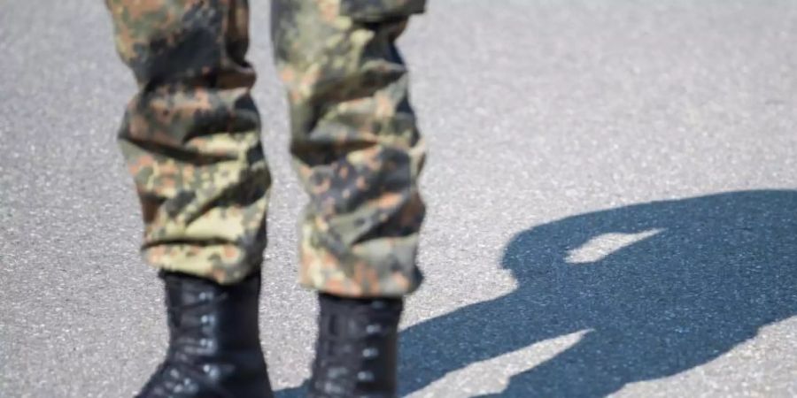 Die Bewerberzahl für den freiwilligen Wehrdienst gehen seit neun Jahren kontinuierlich zurück. Foto: Sebastian Gollnow/dpa/Archivbild