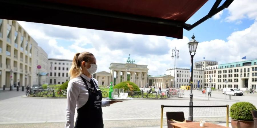 Kellnerin in Berlin