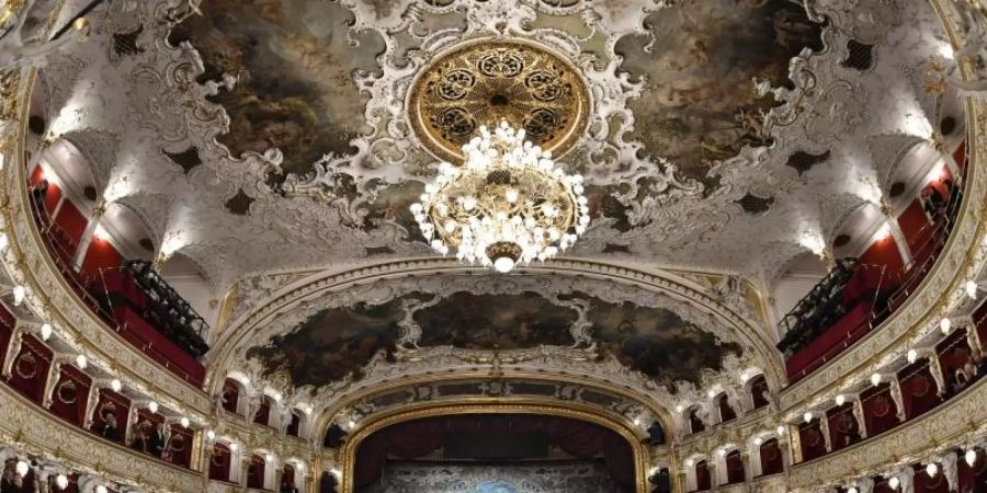 Mit einem Eröffnungskonzert in der Prager Staatsoper startet an diesem Sonntag das deutsch-tschechische Kulturprojekt «Musica non grata». Foto: Vít imánek/CTK/dpa