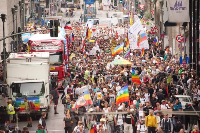 Die Initiative «Querdenken 711» rechte Gruppierungen protestierten am Wochenende in Berlin gegen die Corona-Massnahmen. Anti-Corona-Demo Berlin