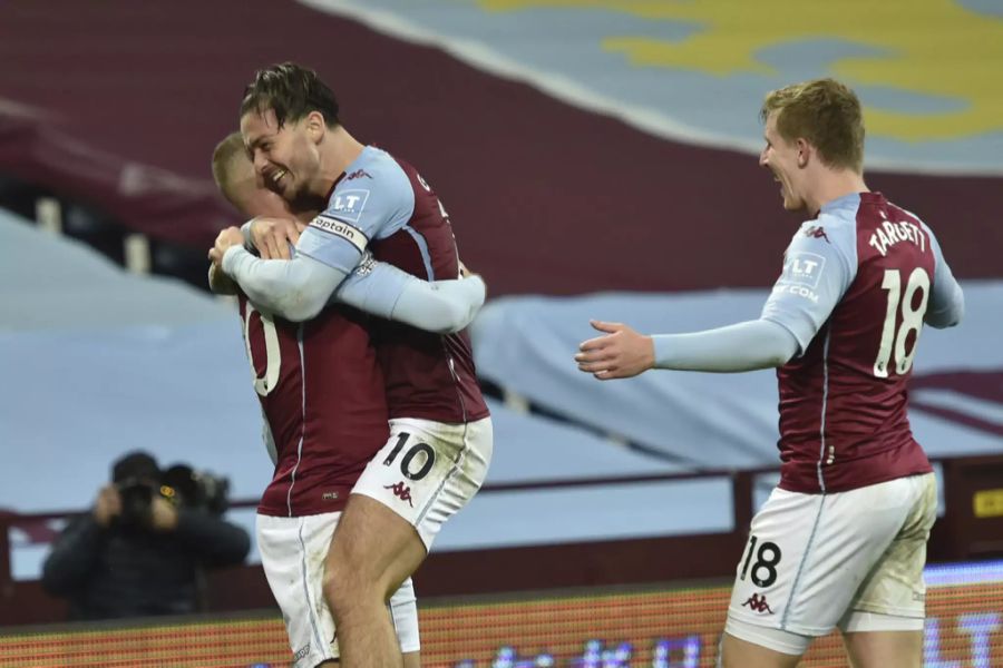 Aston Villa besiegt Liverpool mit 7:2.