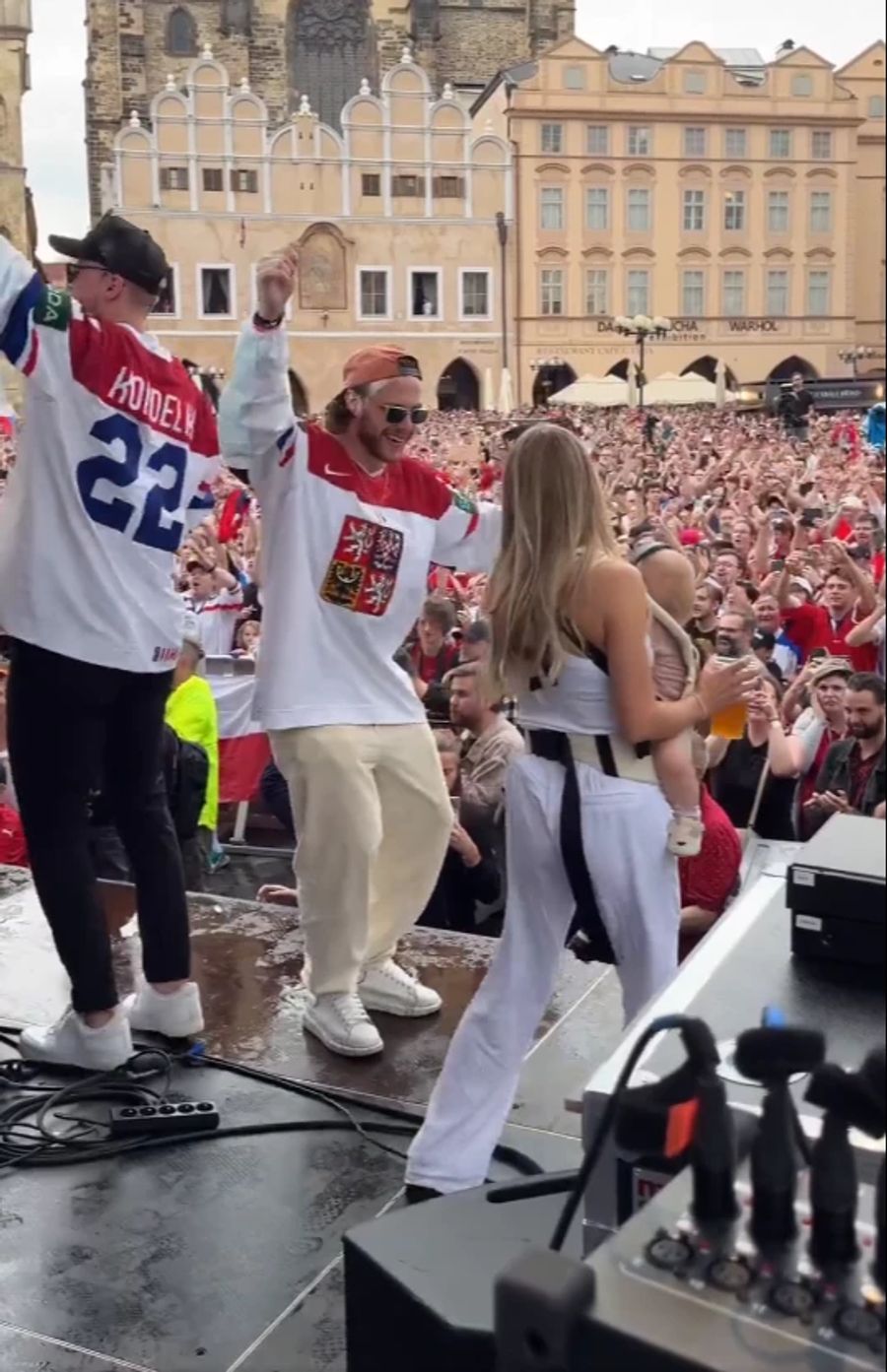 Pastrnak entschied zuerst den WM-Final gegen die Schweiz, dann ...
