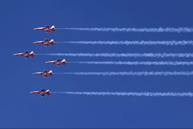 Patrouille Suisse Formation Cross