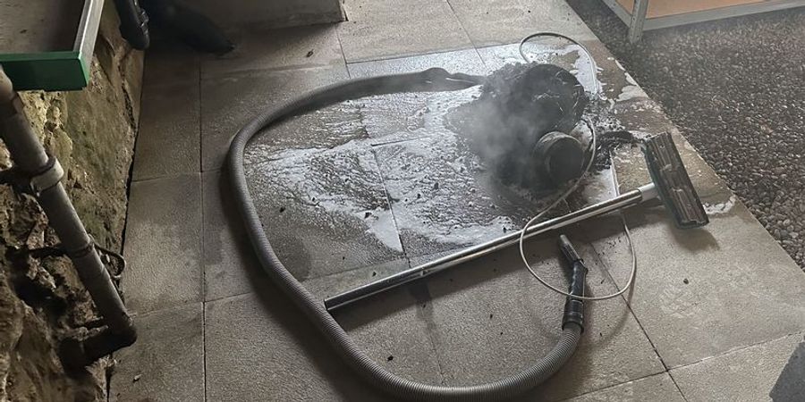Staubsauger verursacht Rauchschaden
