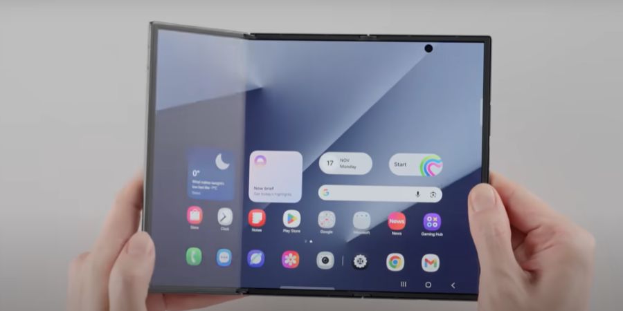 samsung galaxy z trifold