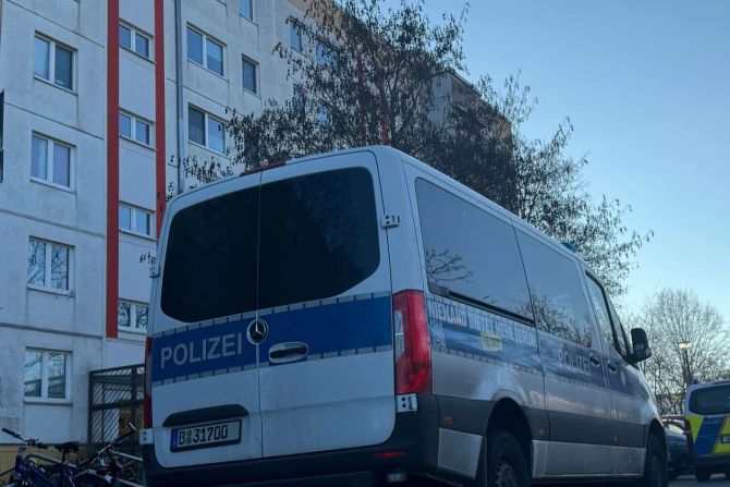 Polizei Polizeiautos Berlin Hellersdorf