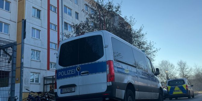 Polizei Polizeiautos Berlin Hellersdorf