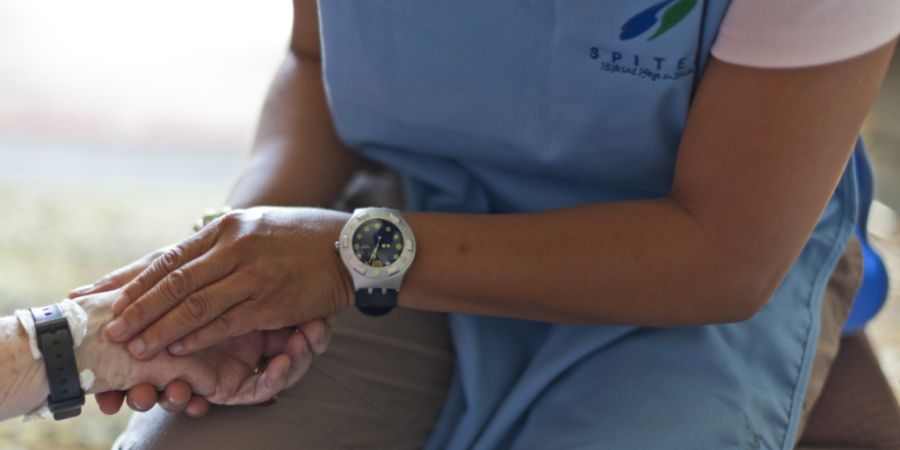 Private Spitex-Firmen ohne Leistungsauftrag von Gemeinden sollen überhöhte Rechnungen ausstellen. Zu diesem Schluss gelangt die Gesundheitskonferenz Kanton Zürich aufgrund einer Anal...