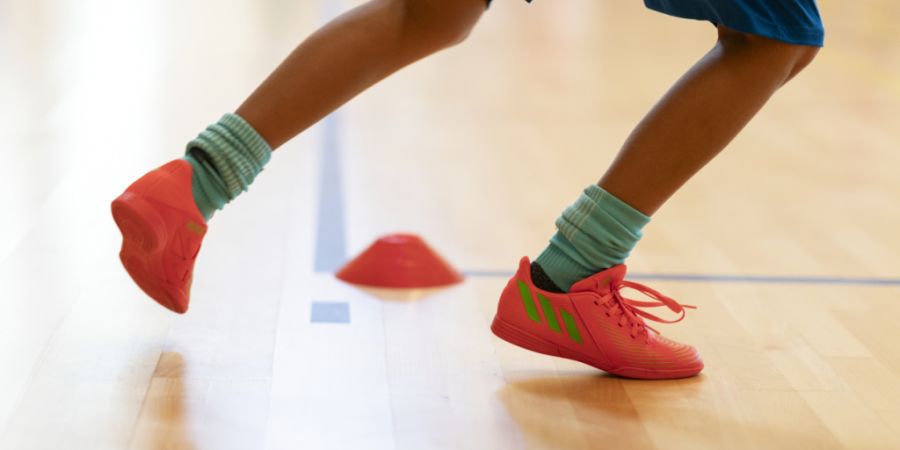 Wo einst Baumaschinen standen, sollen bald Kinder turnen - jedenfalls vorübergehend. (Symbolbild)