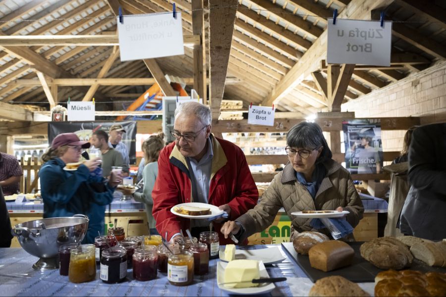 Lässt sich auch vom Brunch-Hype mitreissen: Bundespräsident Guy Parmelin. Erste Brunch-Tische sind für den 1. August schon jetzt reserviert.