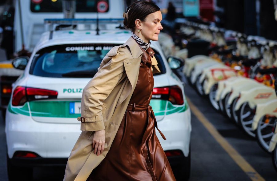 Streetstyle, Trenchcoat, Lederkleid