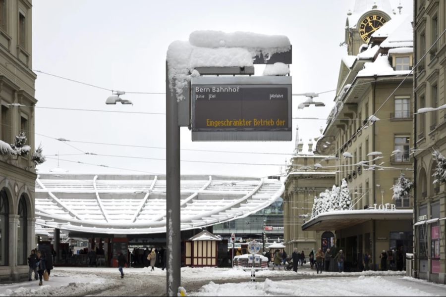 Bis zu 10 Zentimeter Neuschnee dürfte in den Deutschschweizer Grossstädten fallen. (Archivbild vom November)