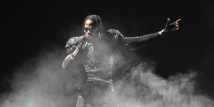 Travis Scott bei einem Auftritt in LA. Am Freitag war er bei den US Open vor Ort – was hat er mit dem FC Sion am Hut? US Open FC Sion