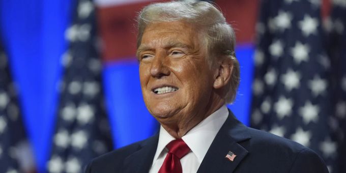 Donald Trump schlägt den Fox News Moderator Pete Hegseth als Verteidigungsminister vor. Donald Trump