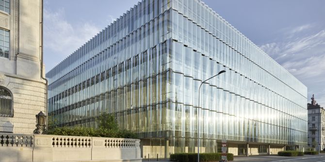 swiss re
