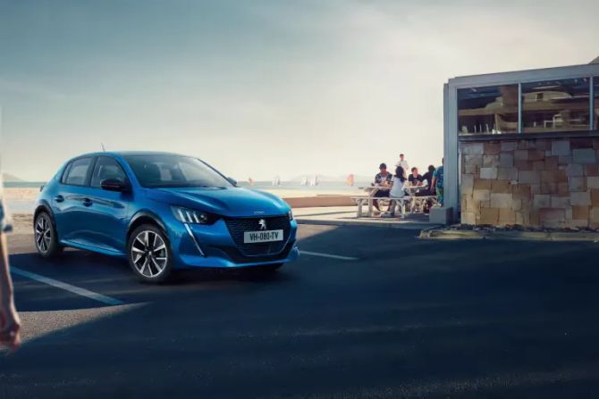 Peugeot 208