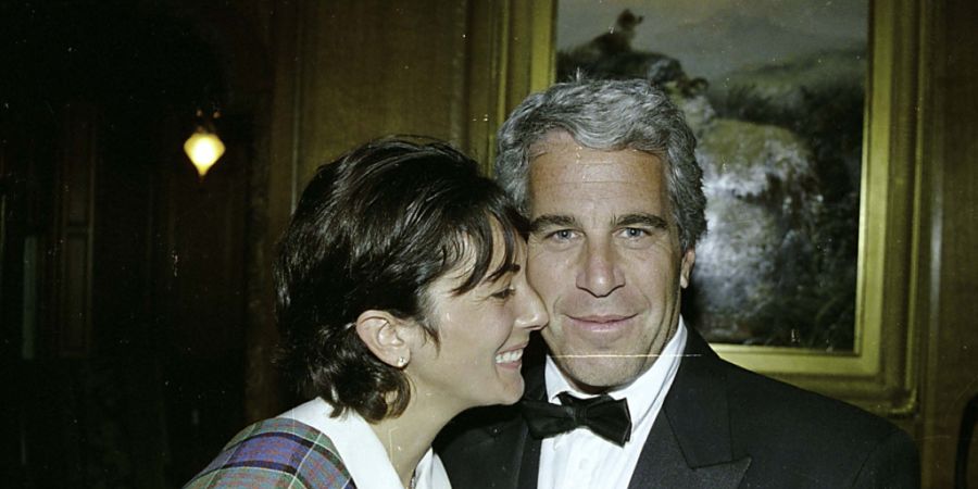 HANDOUT - Ghislaine Maxwell war eine langjährige Vertraute des gestorbenen Sexualstraftäters Jeffrey Epstein. Foto: US Attorney Office/ZUMA Press Wire/dpa/Archivbild - ACHTUNG: Nur zu...