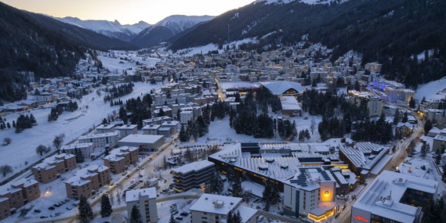 In Davos ist aufgrund der Wahl von Valérie Favre Accola in die Bündner Regierung eine Ersatzwahl für den Kleinen Landrat - die kommunale Exekutive - notwendig. (Archivbild)
