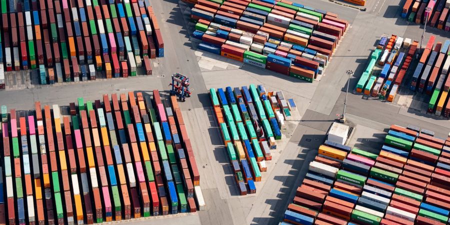 Eine Analyse von EY zeigt: Internationale Investoren haben im vergangenen Jahr ihr Engagement in Deutschland erneut zurückgefahren. Notwendig seien deshalb eine echte Steuerreform und ein Abbau von Regulierung (Symbolbild).