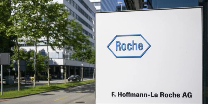 Der Schweizer Pharmariese Roche kooperiert mit Zealand Pharma und lässt den SMI steigen. SMI Roche