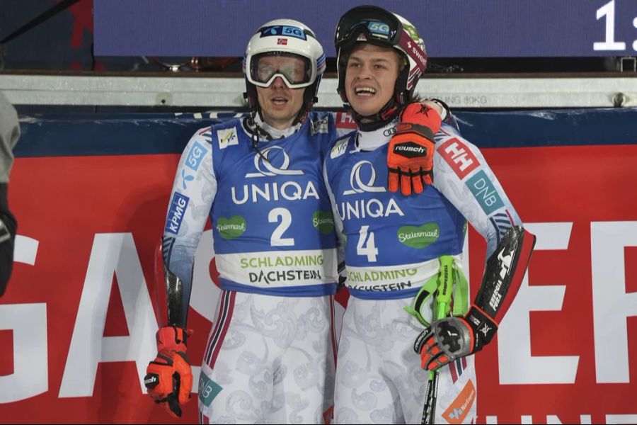 Im Unterschied zu Henrik Kristoffersen feierte Marco Odermatt in «seinem Haus» einen Sieg, der Norweger muss sich beim Schladming-Riesen Landsmann Alexander Steen Olsen geschlagen geben.