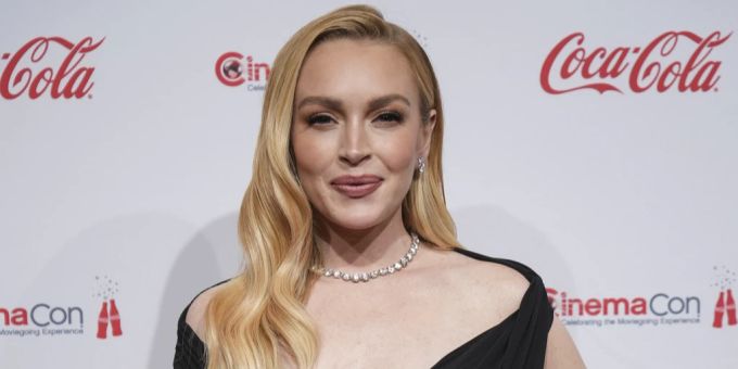 Lindsay Lohan erhält für ihren Look zahlreiche Komplimente. Lindsay Lohan