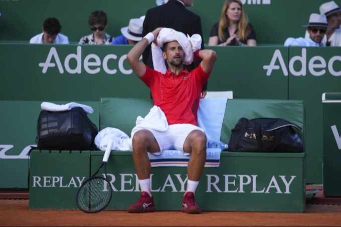 Im Halbfinal gegen Casper Ruud gelingt es Novak Djokovic für einmal nicht, kühlen Kopf zu bewahren. Novak Djokovic