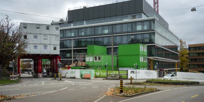 Neubau des Forschungs- und Lehrgebäudes für das Departement für Biosysteme der ETH Zürich in Basel. ETH Zürich Basel
