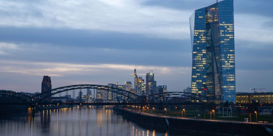 Die EZB hält den Leitzins im Euroraum konstant. (Foto Archiv)