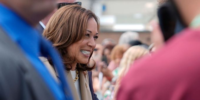 Mit ihrem Lachen polarisiert die demokratische US-Vizepräsidentin Kamala Harris. Kamala Harris