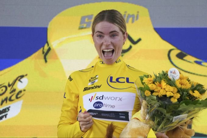 Demi Vollering führt die Tour de France Femmes an. Vollering Tour de France