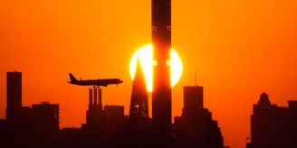 Laut Studie - US-Fluggesellschaften leiden unter Trumps Zöllen Laut Studie - US-Fluggesellschaften leiden unter Trumps Zöllen