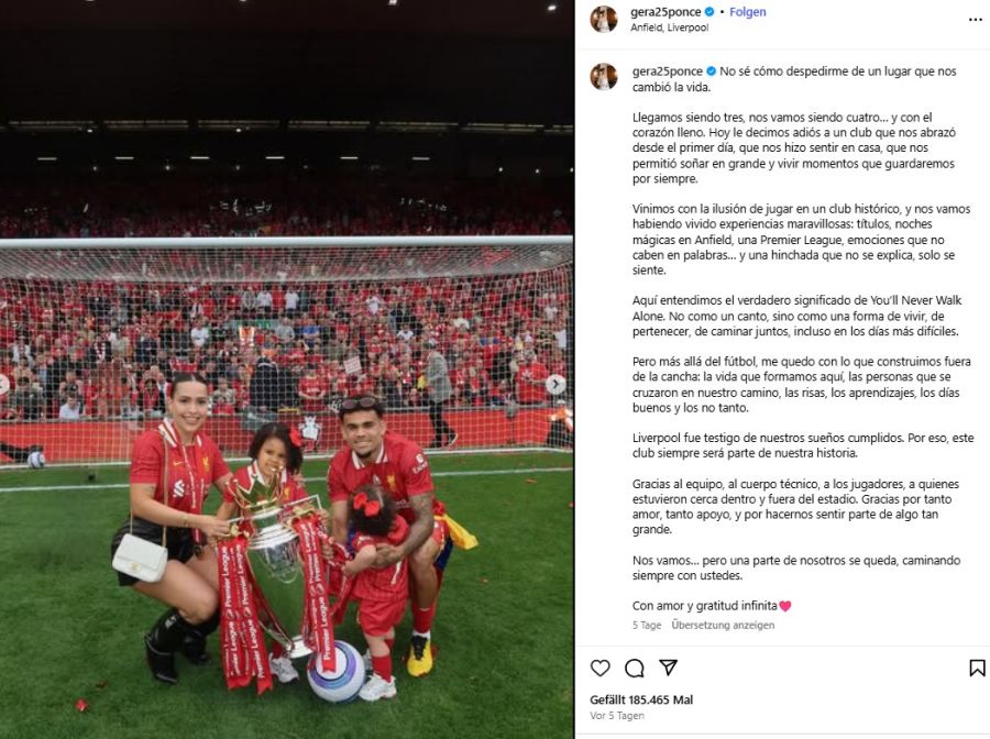 In der vergangenen Saison feiert die Familie den Meistertitel mit Liverpool.