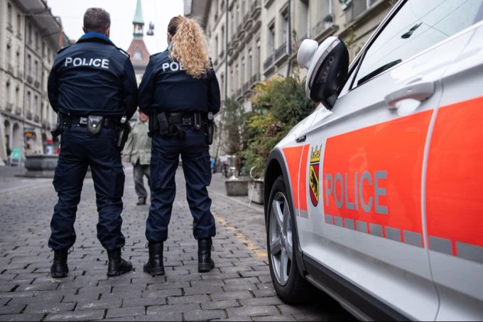 Mitarbeitende der Kantonspolizei in der Berner Altstadt. Kantonspolizei Bern Altstadt