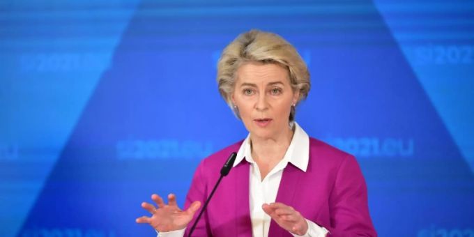 Kommissionspräsidentin Ursula von der Leyen Kommissionspräsidentin Ursula von der Leyen