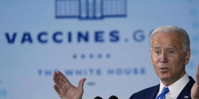 US-Präsident Joe Biden verteidigt weitgehende Corona-Impfpflichten für Arbeitnehmer. Foto: Susan Walsh/AP/dpa US-Präsident Joe Biden verteidigt weitgehende Corona-Impfpflichten für Arbeitnehmer. Foto: Susan Walsh/AP/dpa