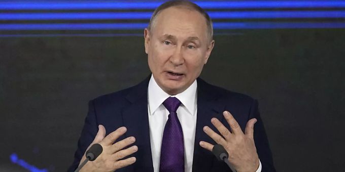Hat Ende Februar den Ukraine-Krieg befohlen: Kreml-Chef Wladimir Putin. Ukraine Krieg