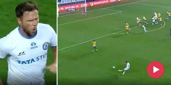 Wie Roberto Carlos! - Schotte begeistert in Indien mit Traum-Freistoss